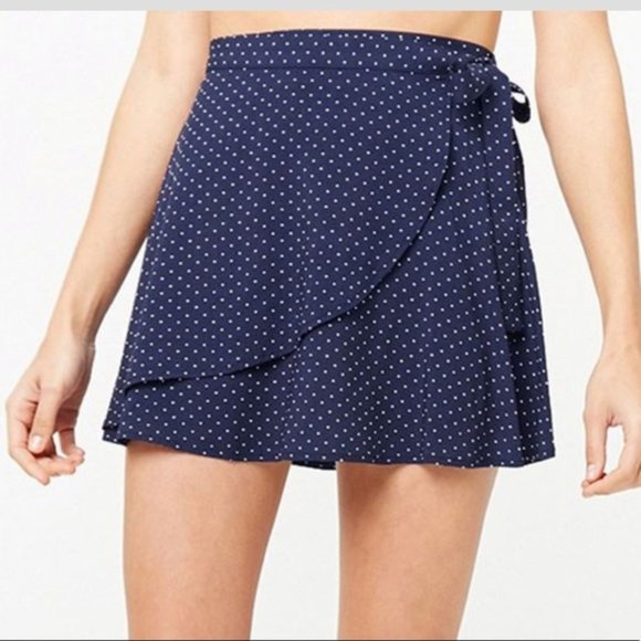 😎 2 for $17😎 Forever 21 polkadot wrap skirt navy blue - Picture 2 of 12